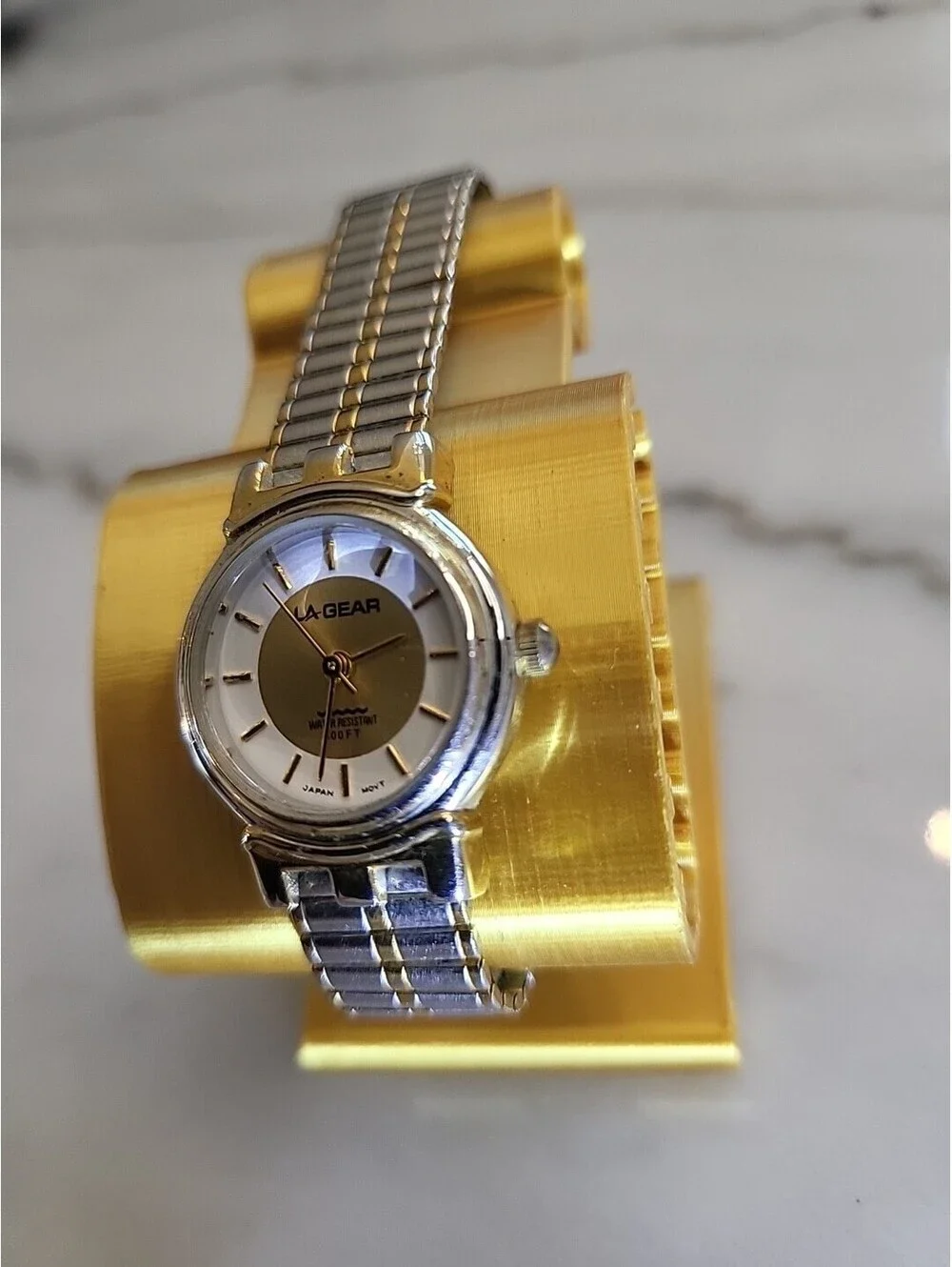Vtg LA Gear Womans Watch Stretch Band Two- Toned OSFA New Battery 23mm Works